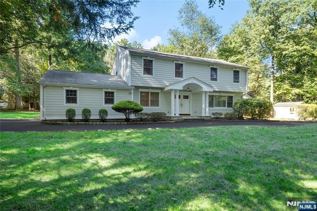 55 Glen Road, Woodcliff Lake, NJ 07677
