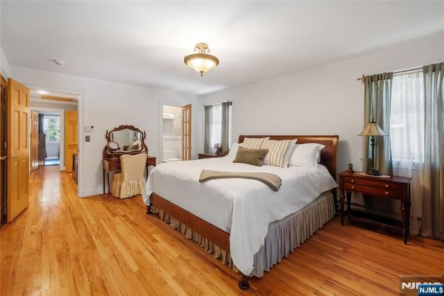 55 Glen Road, Woodcliff Lake, NJ 07677