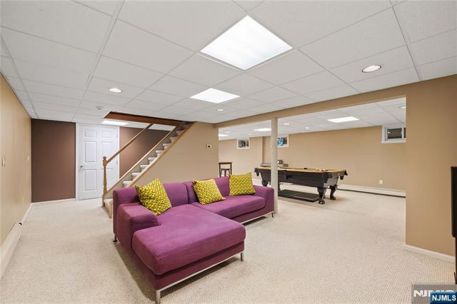 55 Glen Road, Woodcliff Lake, NJ 07677