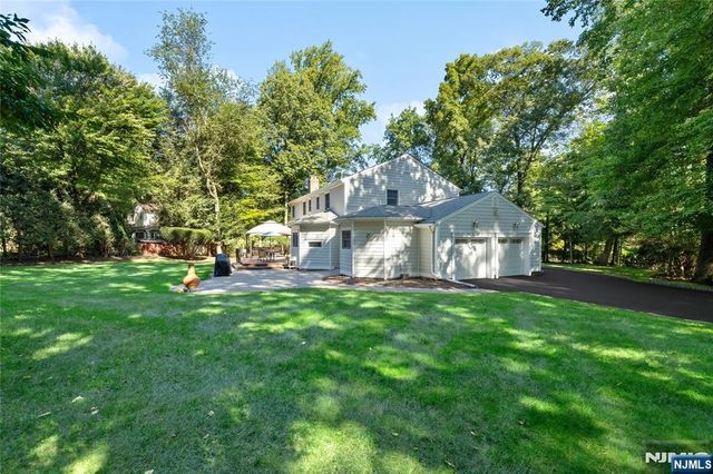 55 Glen Road, Woodcliff Lake, NJ 07677