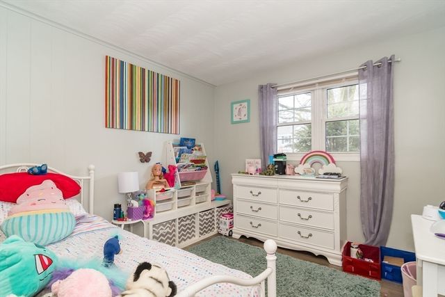 17 Francine Rd, Framingham, MA 01701