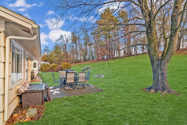 17 Francine Rd, Framingham, MA 01701