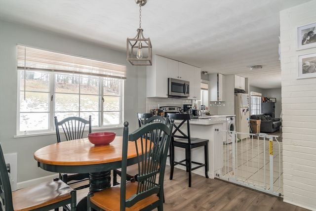 17 Francine Rd, Framingham, MA 01701