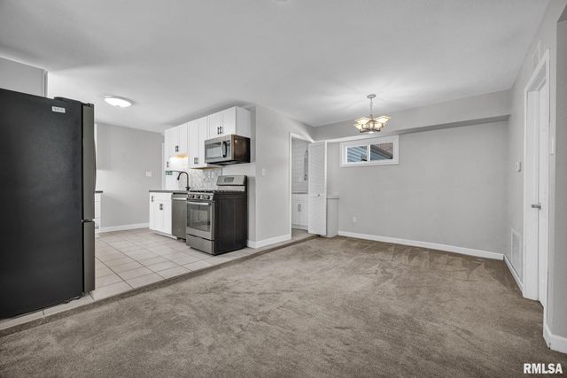 116 HOLLAND Court, Creve Coeur, IL 61610