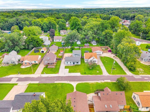 116 HOLLAND Court, Creve Coeur, IL 61610