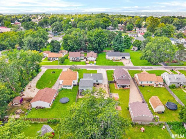 116 HOLLAND Court, Creve Coeur, IL 61610