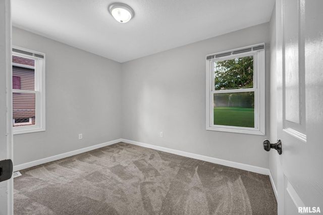 116 HOLLAND Court, Creve Coeur, IL 61610
