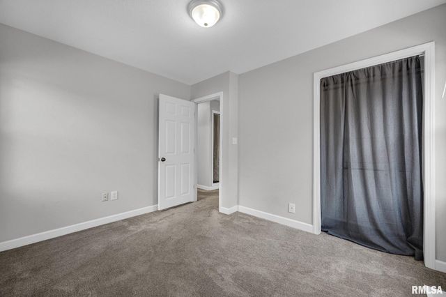 116 HOLLAND Court, Creve Coeur, IL 61610