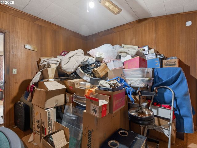 2612 ESTHER St, Vancouver, WA 98660