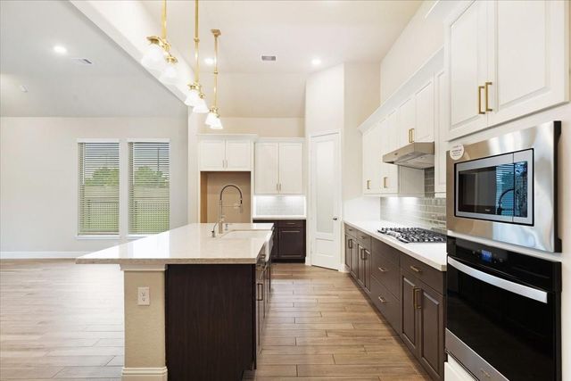 10947 Water Hyssop Lane, Cypress, TX 77433