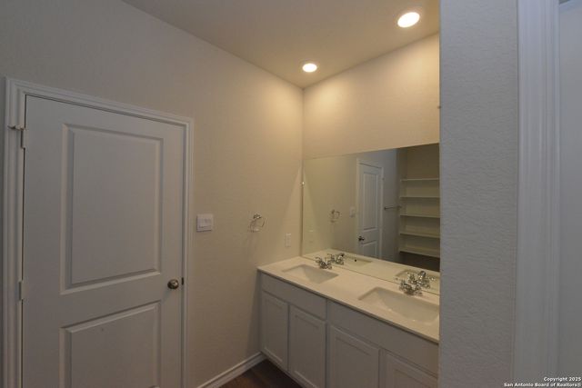 21042 Watercourse Way, San Antonio, TX 78266