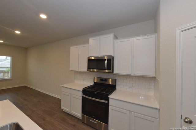 21042 Watercourse Way, San Antonio, TX 78266