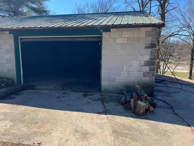 1860 Ford Road, Winchester, KY 40391