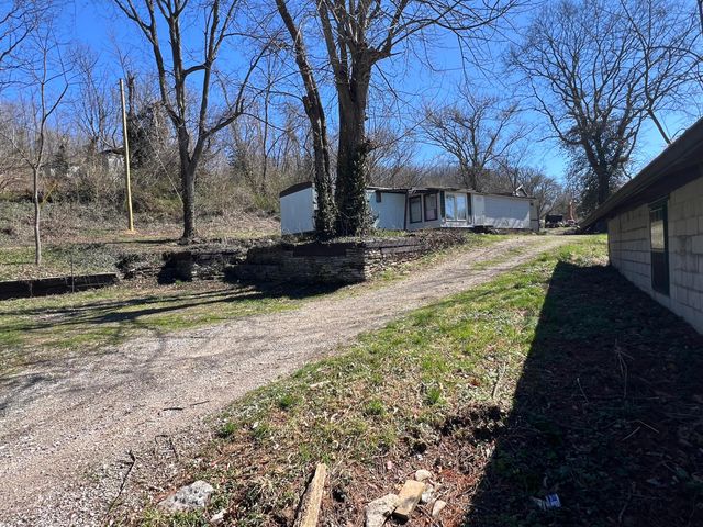 1860 Ford Road, Winchester, KY 40391