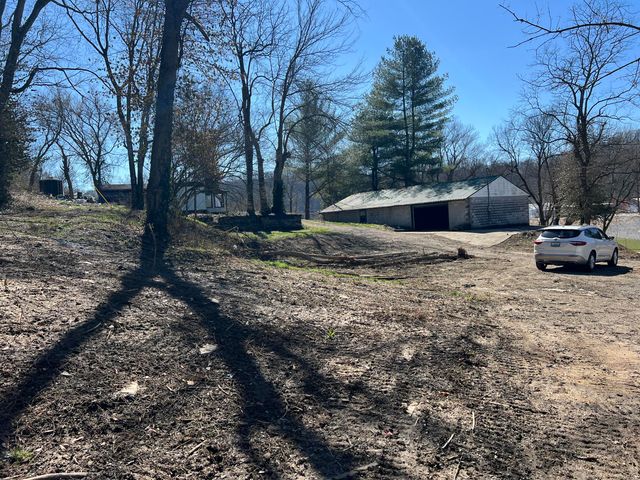 1860 Ford Road, Winchester, KY 40391