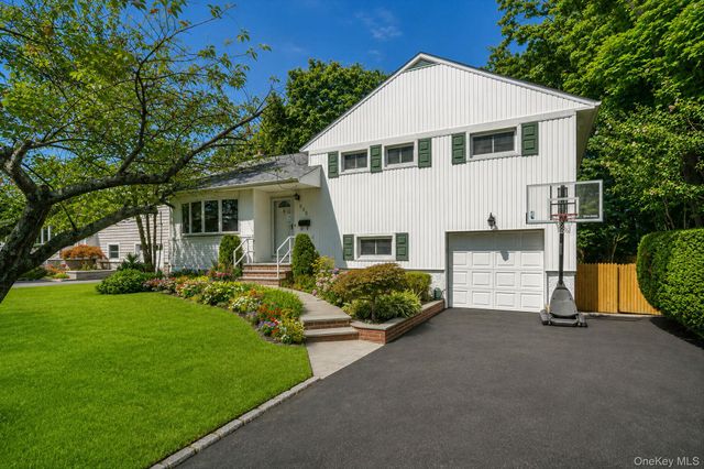 838 Virginia Avenue, North Bellmore, NY 11710