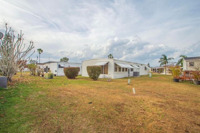 5 Santa Fe Lane, Port St. Lucie, FL 34952