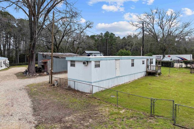 6346 Highway 79, Henderson, TX 75654