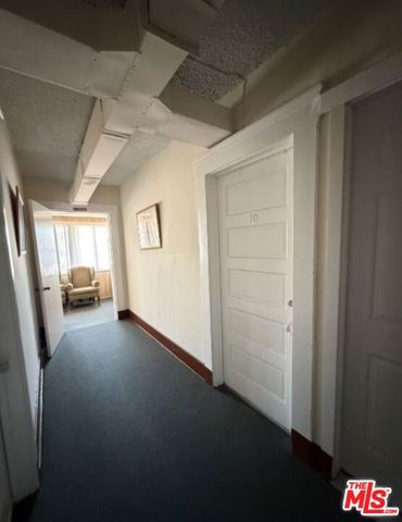 903 N Edgemont Street, Los Angeles, CA 90029