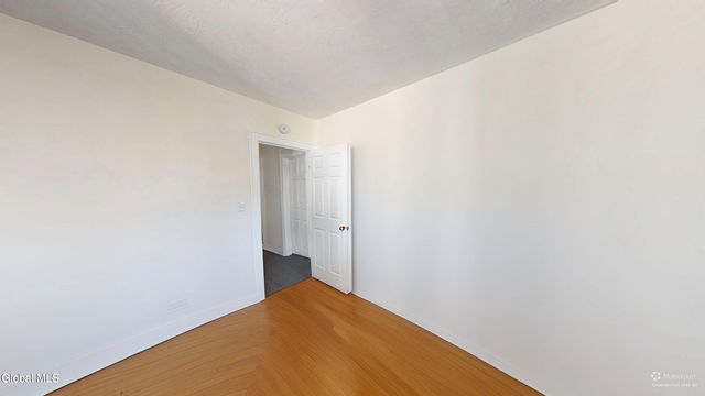 31 Woodlawn Avenue, Albany, NY 12208