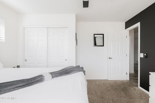 2318 W PINCHOT Avenue, Phoenix, AZ 85015