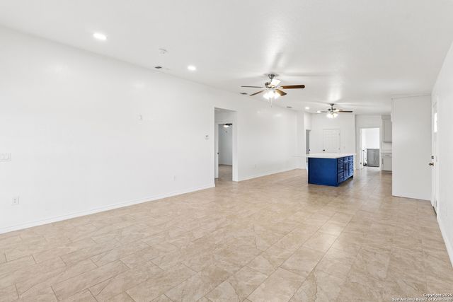 1034 County Road 6710, Natalia, TX 78059