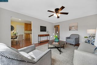 107 De Normandie Way, Martinez, CA 94553