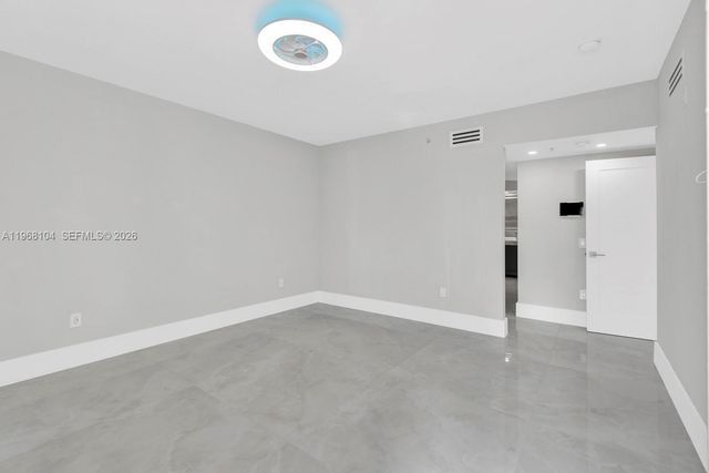 2051 SE 3rd Street 406, Deerfield Beach, FL 33441