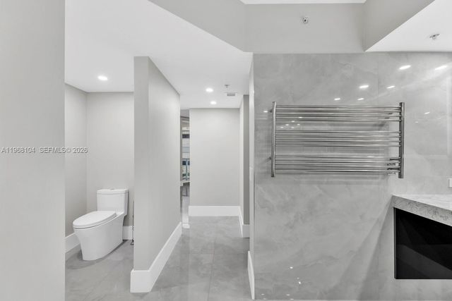 2051 SE 3rd Street 406, Deerfield Beach, FL 33441