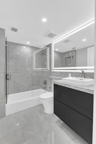 2051 SE 3rd Street 406, Deerfield Beach, FL 33441