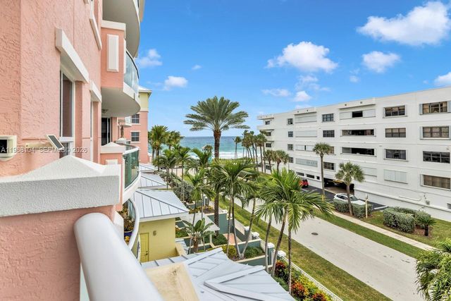2051 SE 3rd Street 406, Deerfield Beach, FL 33441
