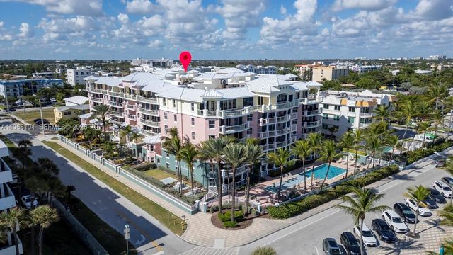 2051 SE 3rd Street 406, Deerfield Beach, FL 33441