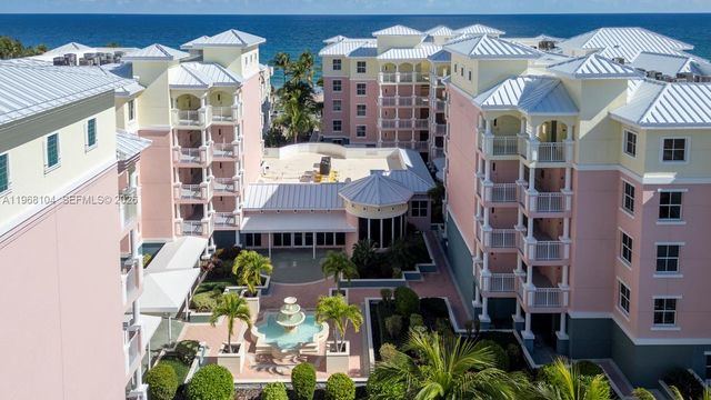 2051 SE 3rd Street 406, Deerfield Beach, FL 33441