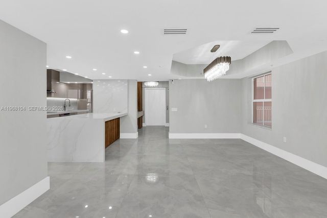 2051 SE 3rd Street 406, Deerfield Beach, FL 33441