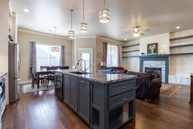 1040 NW 17th Place, Newcastle, OK 73065