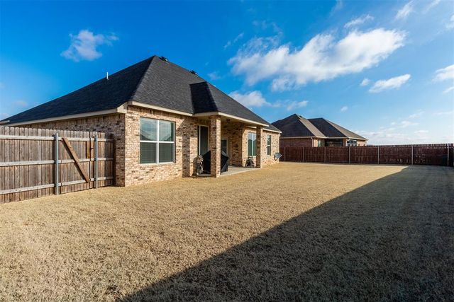 1040 NW 17th Place, Newcastle, OK 73065
