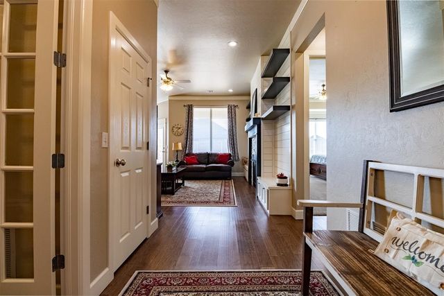 1040 NW 17th Place, Newcastle, OK 73065