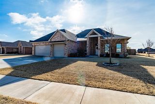 1040 NW 17th Place, Newcastle, OK 73065