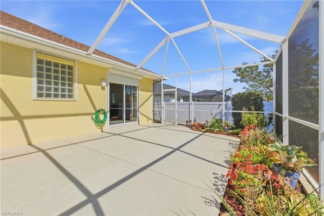 1220 SW 35th ST, Cape Coral, FL 33914