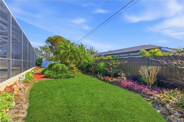 1220 SW 35th ST, Cape Coral, FL 33914