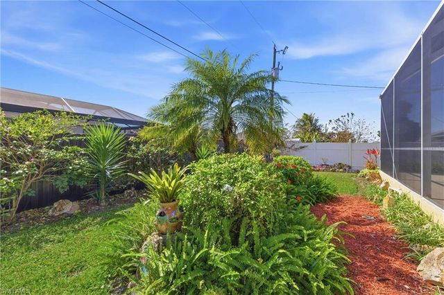 1220 SW 35th ST, Cape Coral, FL 33914