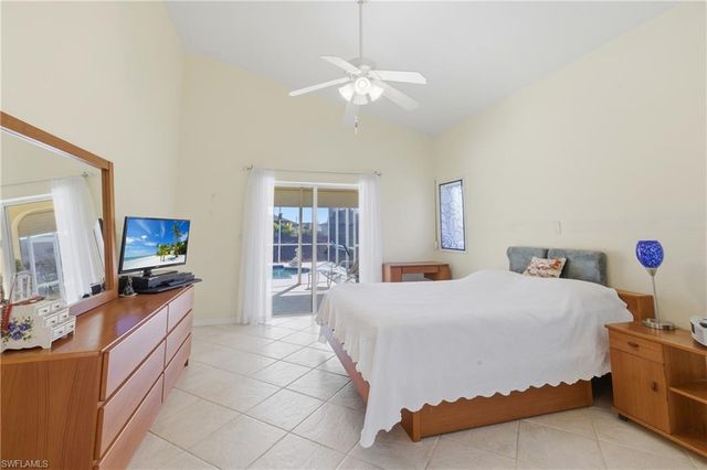 1220 SW 35th ST, Cape Coral, FL 33914