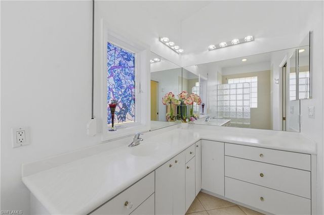 1220 SW 35th ST, Cape Coral, FL 33914