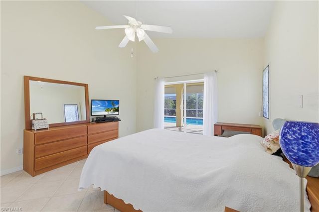 1220 SW 35th ST, Cape Coral, FL 33914