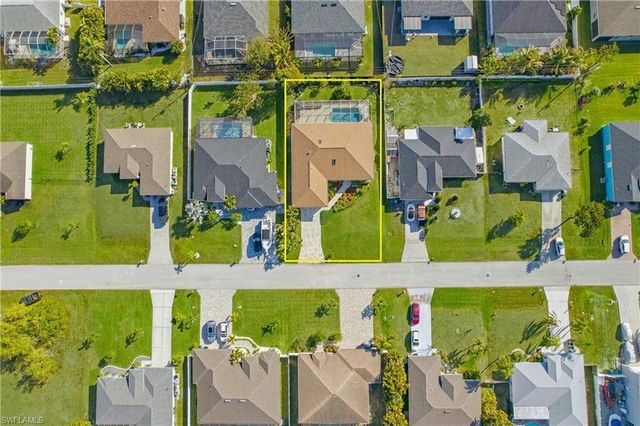 1220 SW 35th ST, Cape Coral, FL 33914