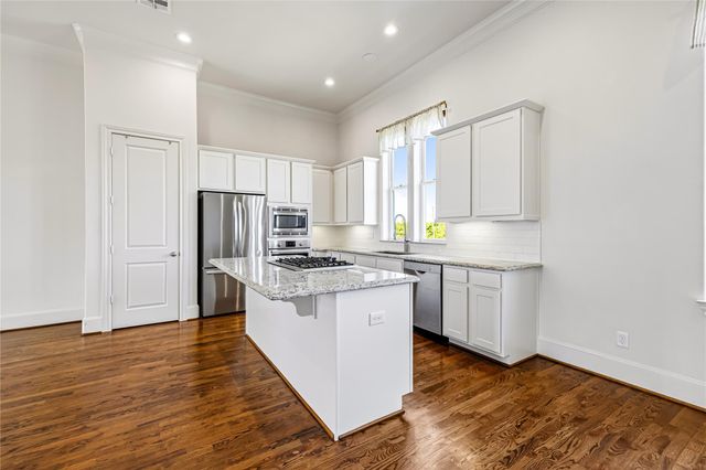 5628 Cohn Terrace, Houston, TX 77007