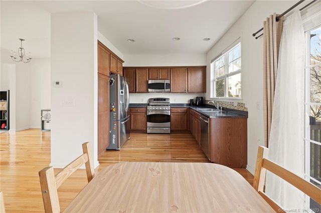 30 Caldwell Terrace 30, Danbury, CT 06810