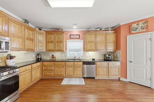 326 Cabinwood Trail, Canton, GA 30115
