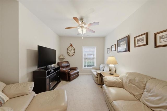 326 Cabinwood Trail, Canton, GA 30115