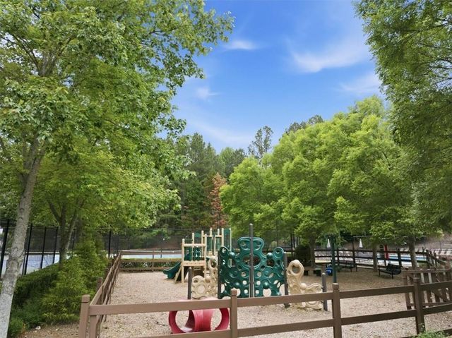 326 Cabinwood Trail, Canton, GA 30115